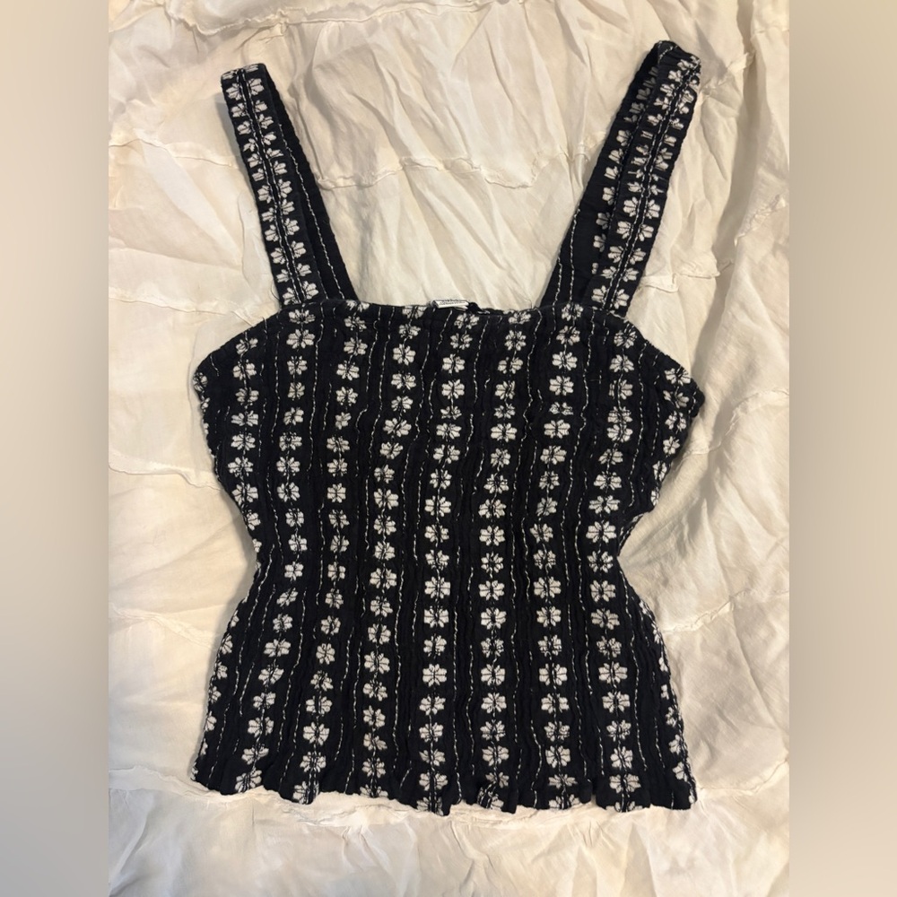 American Eagle Outfitters Black and White Smocked Sleeveless Tank Top